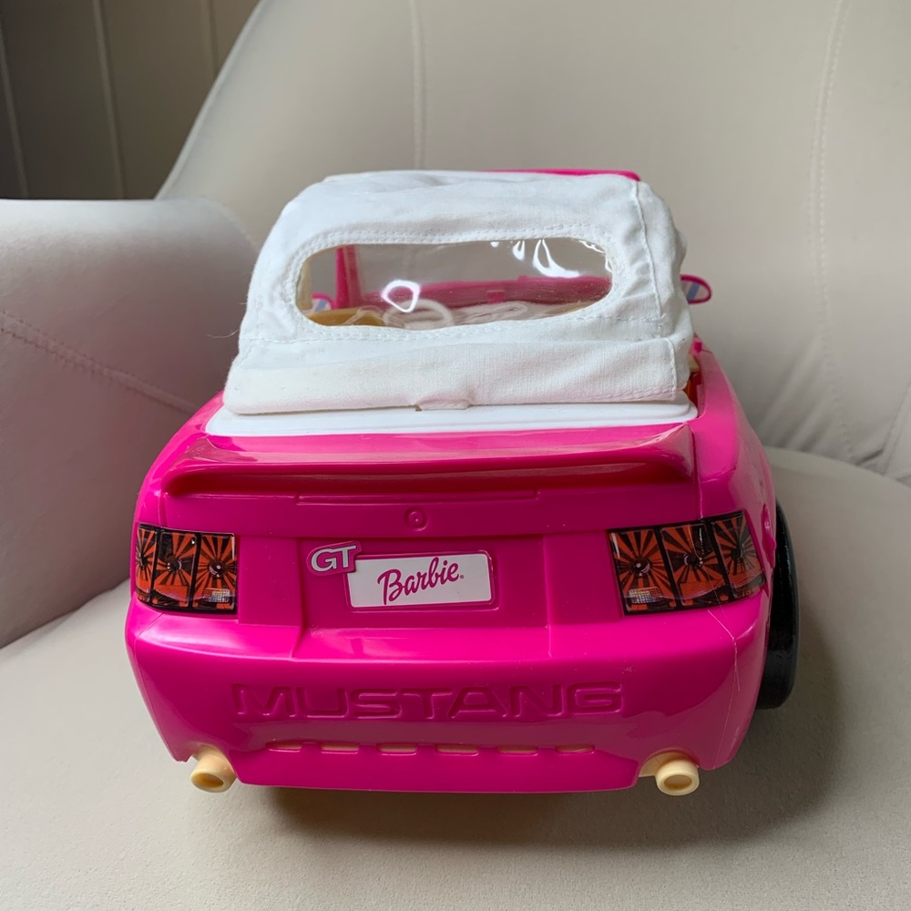 Vintage Barbie Bright Pink  Mustang Convertible - Picture 5 of 7